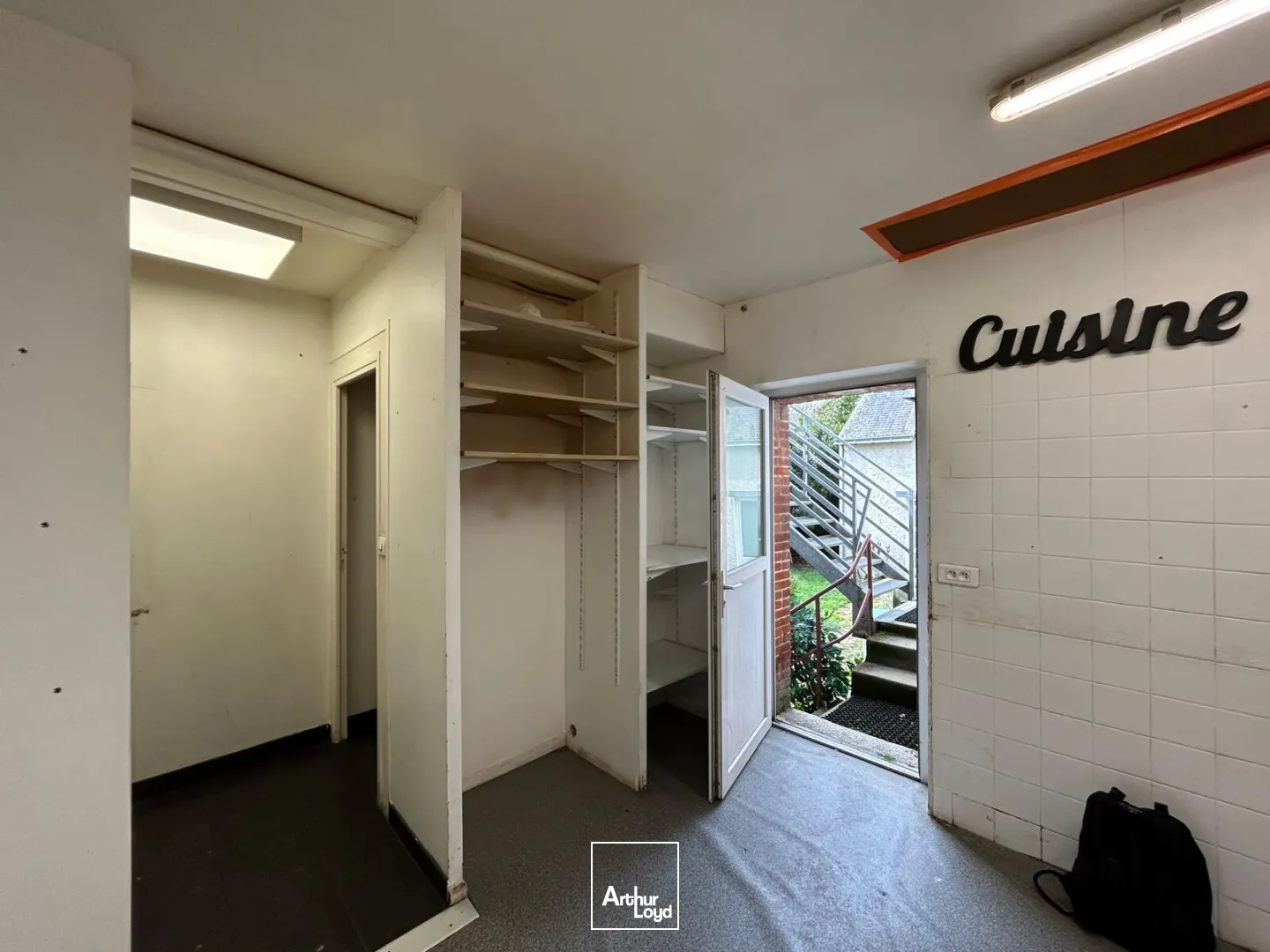 Locaux commerciaux - Location - SUCE SUR ERDRE - 44240 - 53-53 - 7636985