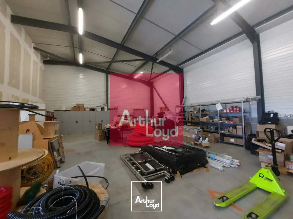 Locaux d'activité & Entrepôts - Location - PONT-DU-CHATEAU - 63430 - 263-263 - 7637084