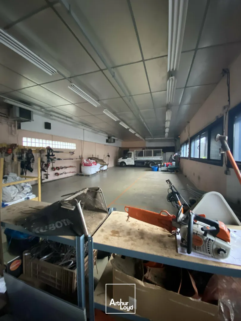 Locaux d'activité & Entrepôts - Location - MALEMORT - 19360 - 300-300 - 7637112