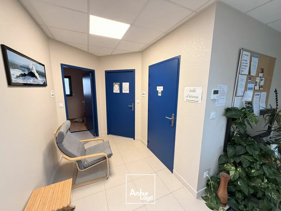 Bureaux - Location - VOUILLÉ - 86190 - 81-81 - 7637149