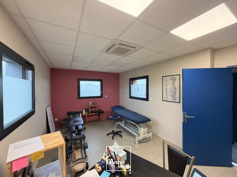 Bureaux - Location - VOUILLÉ - 86190 - 81-81 - 7637147