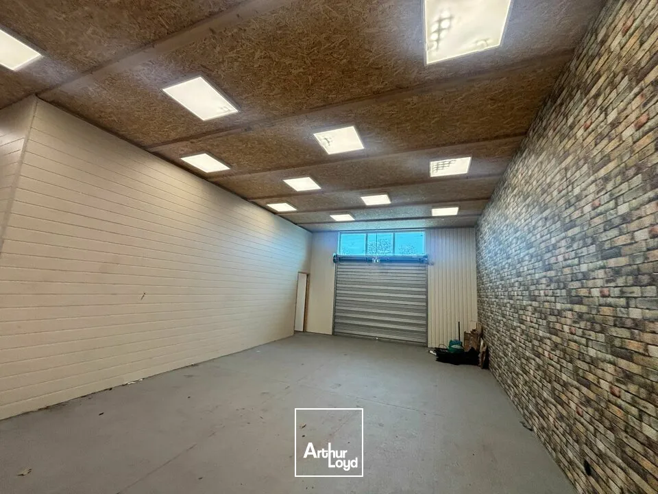 Locaux commerciaux - Location - AUBIGNY-LES CLOUZEAUX - 85430 - 360-360 - 7637158