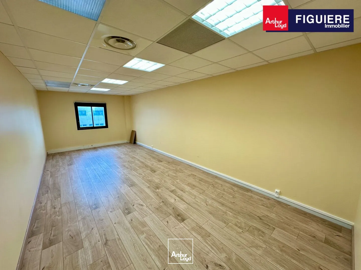 Bureaux - Vente - EGUILLES - 13510 - 75-75 - 7637226