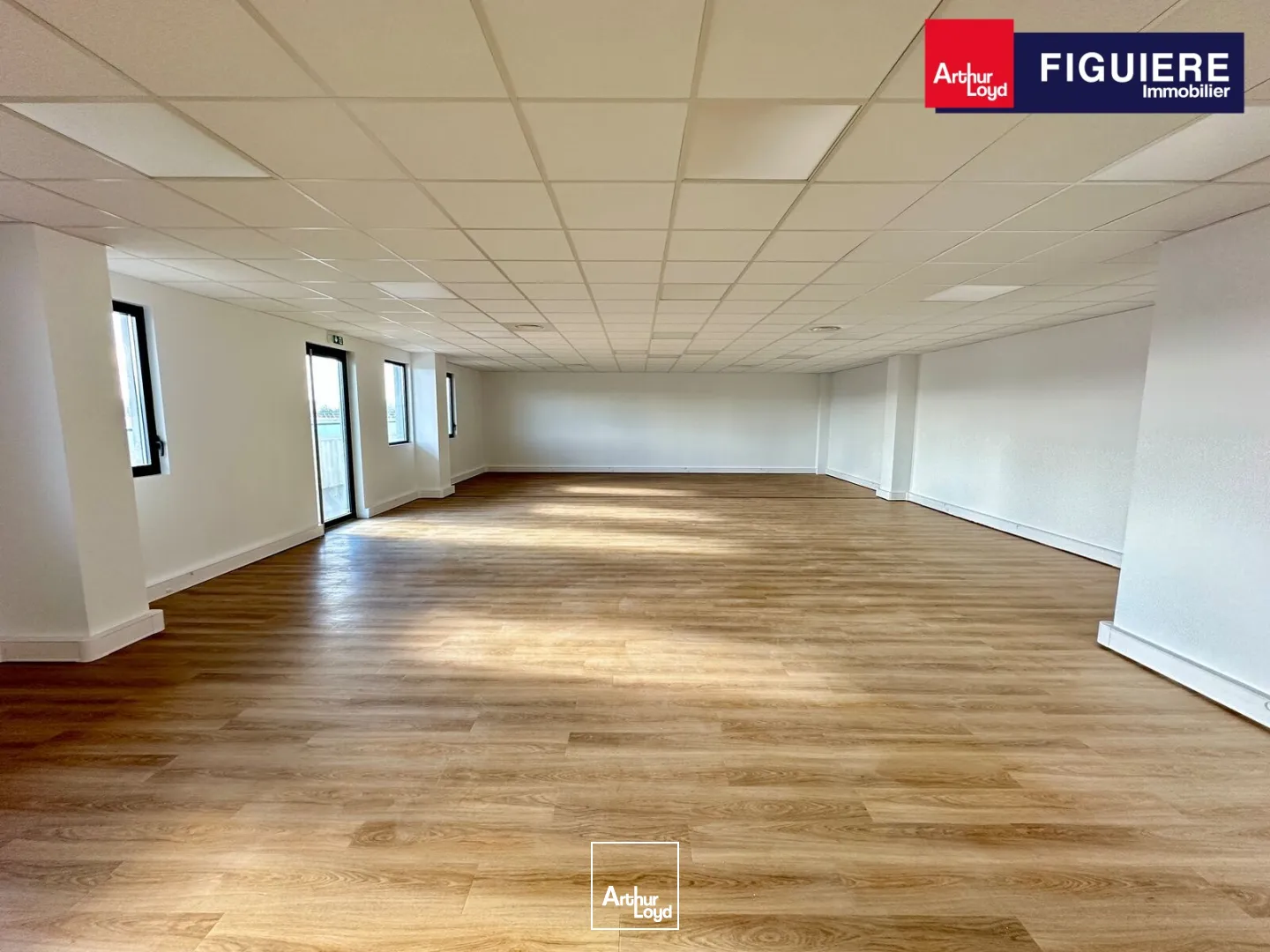 Bureaux - Location - PERTUIS - 84120 - 139.5-812.4 - 7637240