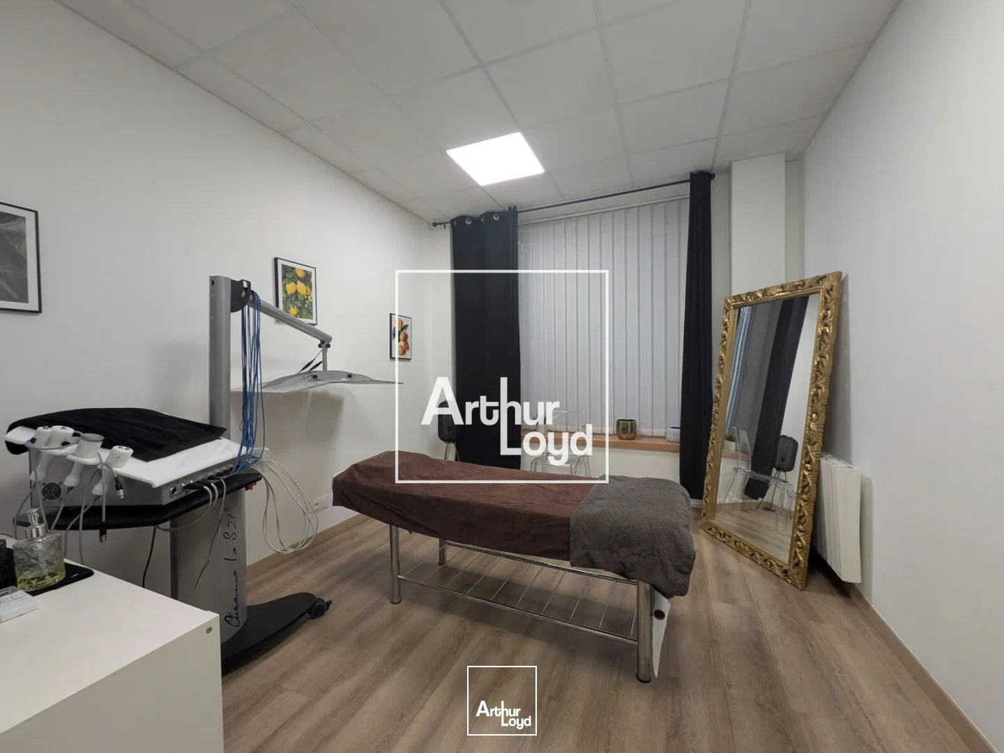 Bureaux - Location - NIMES - 30000 - 49.74-49.74 - 7637315