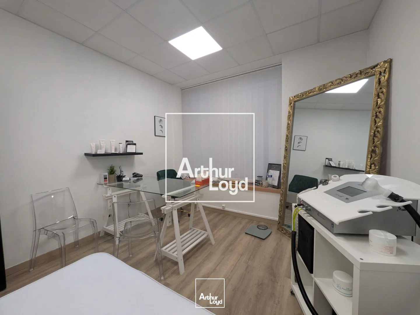 Bureaux - Location - NIMES - 30000 - 49.74-49.74 - 7637317