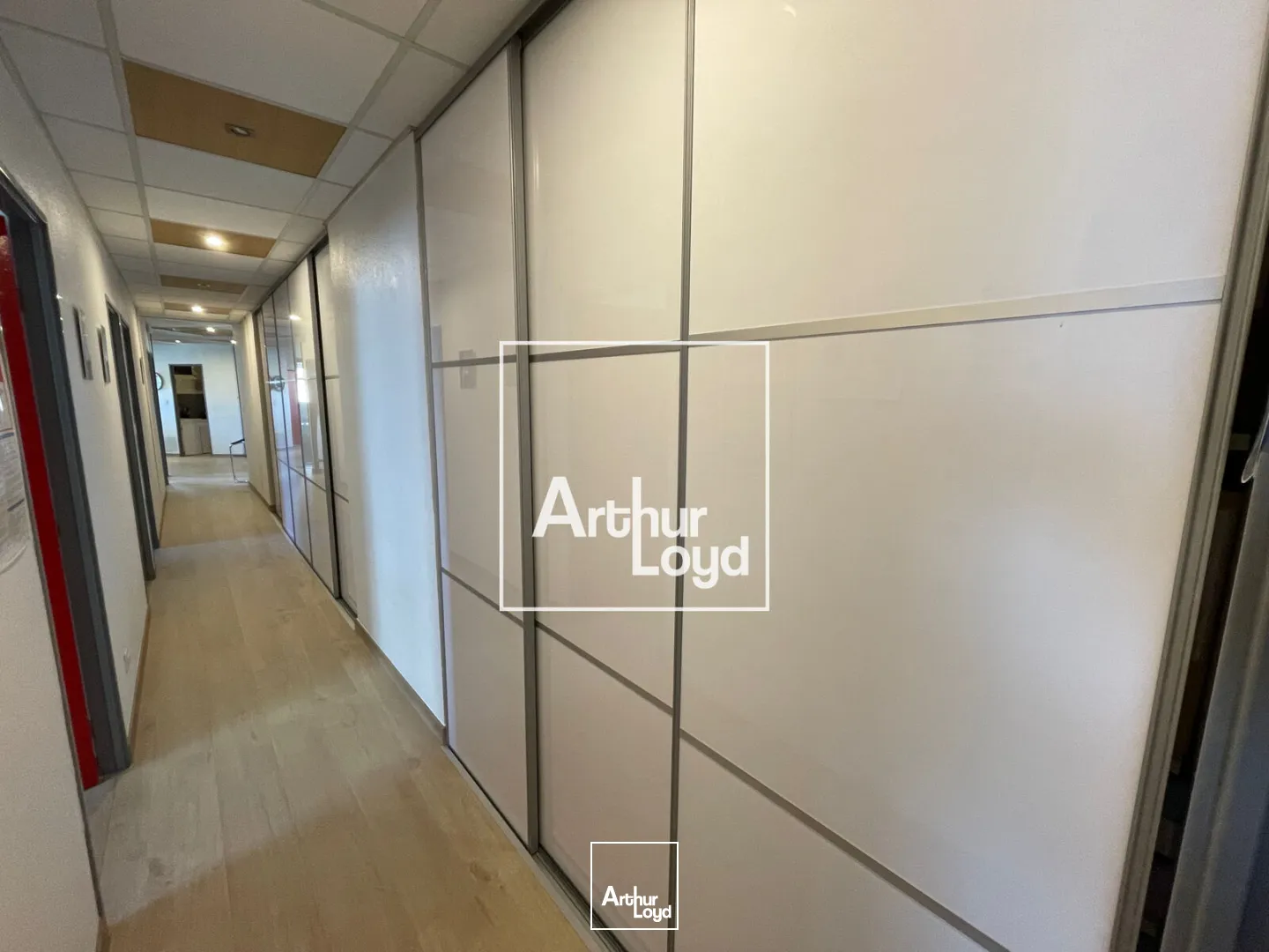 Bureaux - Vente - NIMES - 30000 - 143.24-143.24 - 7637338