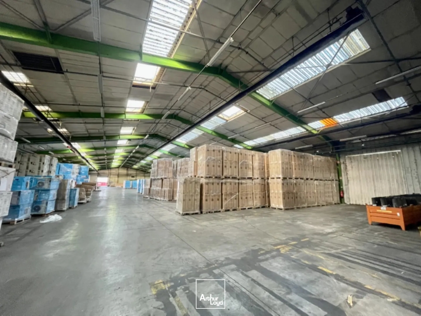 Locaux d'activité & Entrepôts - Location - SOTTEVILLE LES ROUEN - 76300 - 10400-10400 - 7637432