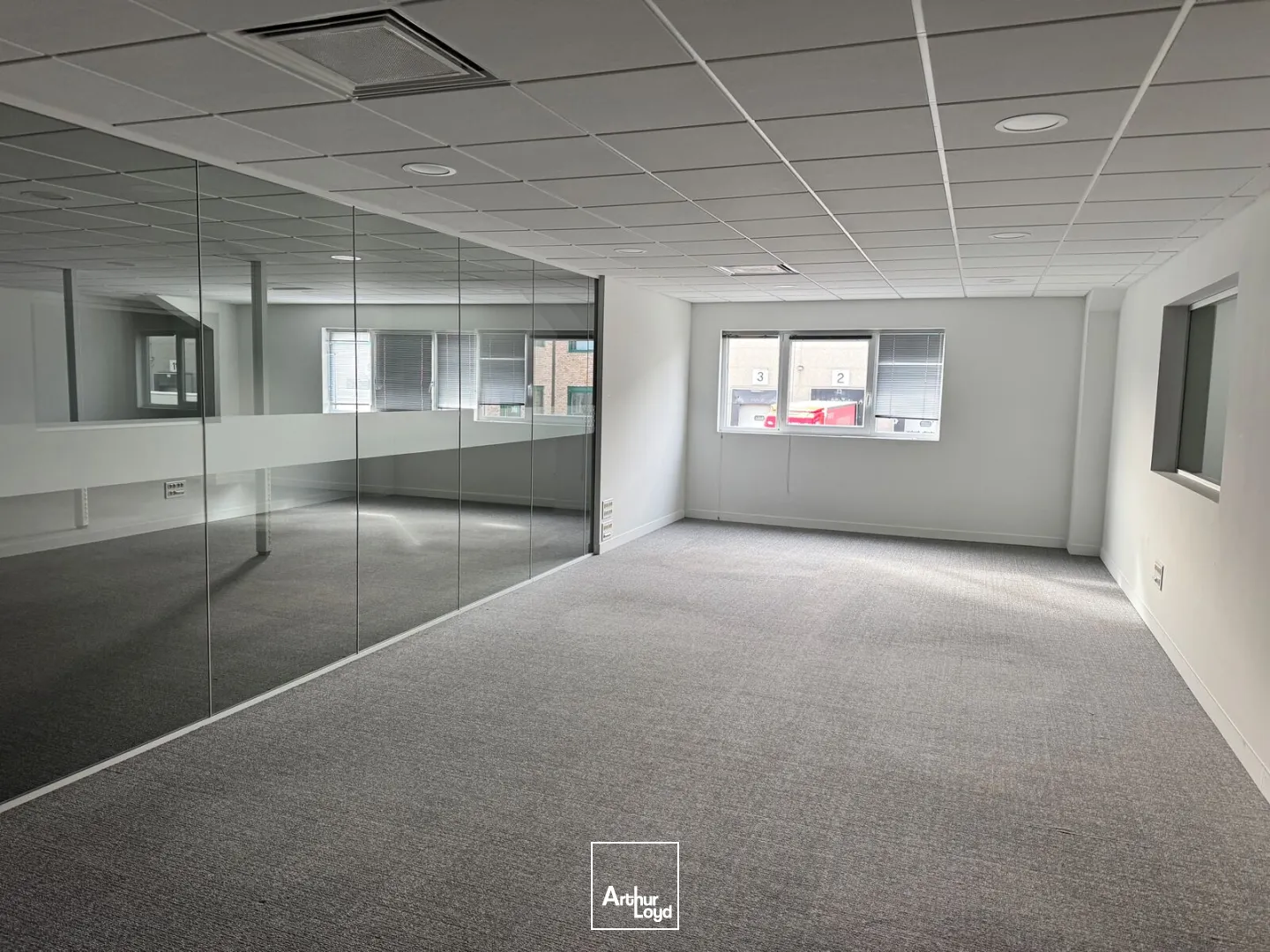 Locaux d'activité & Entrepôts - Location - RONCQ - 59223 - 4742.62-4742.62 - 7637565