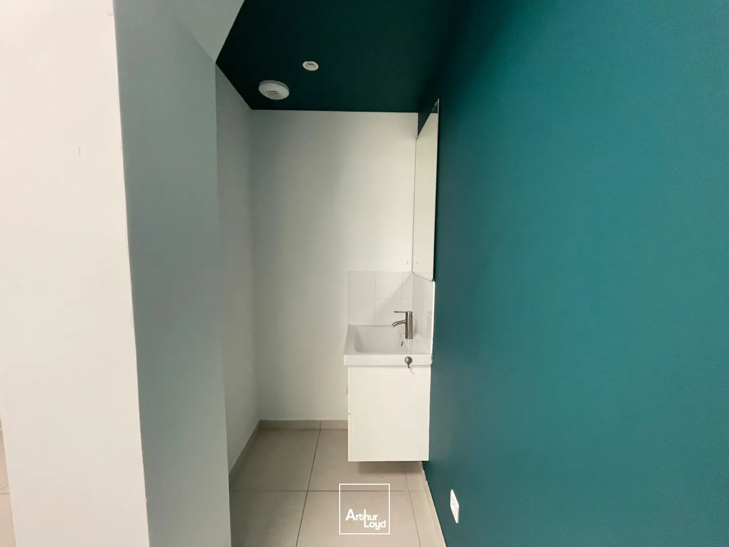 Bureaux - Location - RONCQ - 59223 - 23.75-75.83 - 7637625