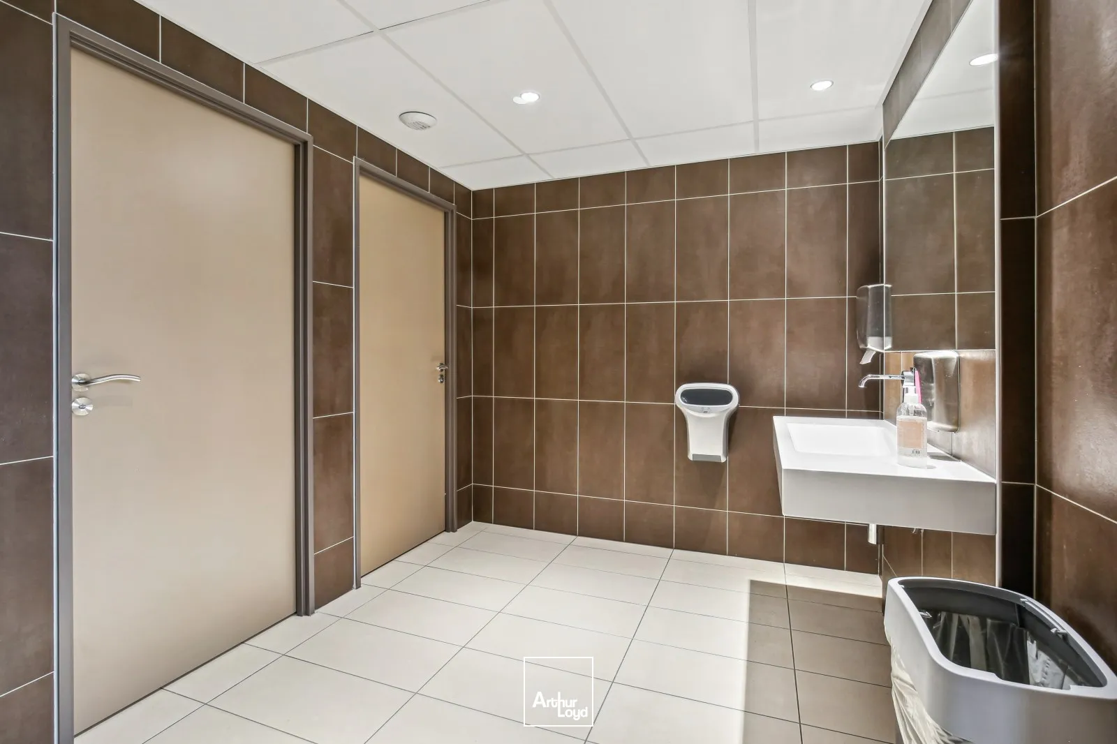 Bureaux - Location - NANTERRE - 92000 - 437-1858 - 7637669