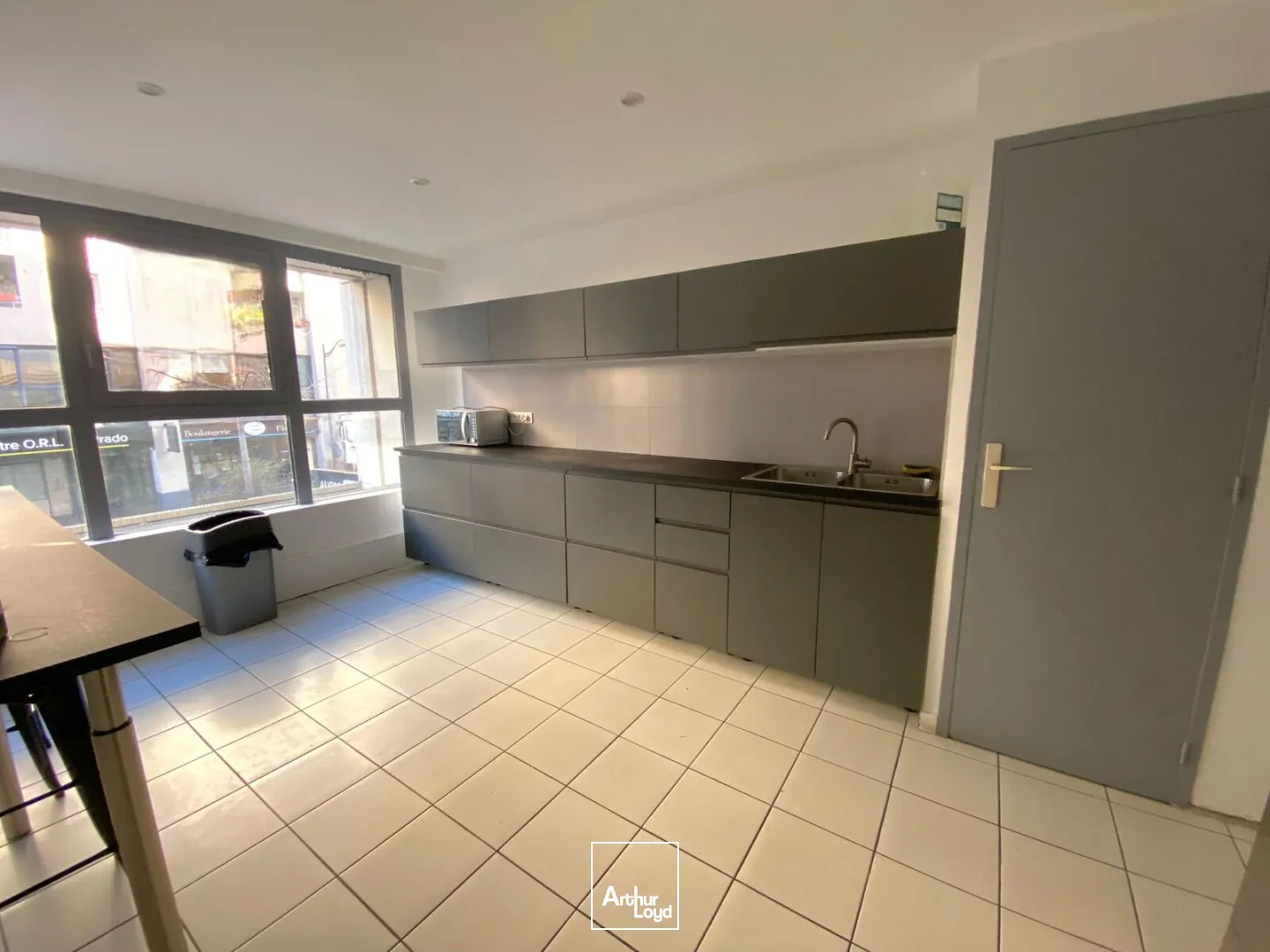 Bureaux - Location - MARSEILLE - 13008 - 53-183 - 7637753