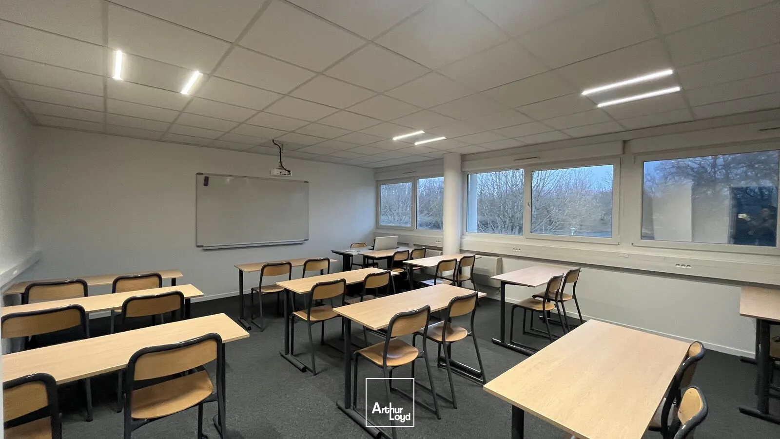 Bureaux - Location - SEMOY - 45400 - 58.3-1498.85 - 7637891