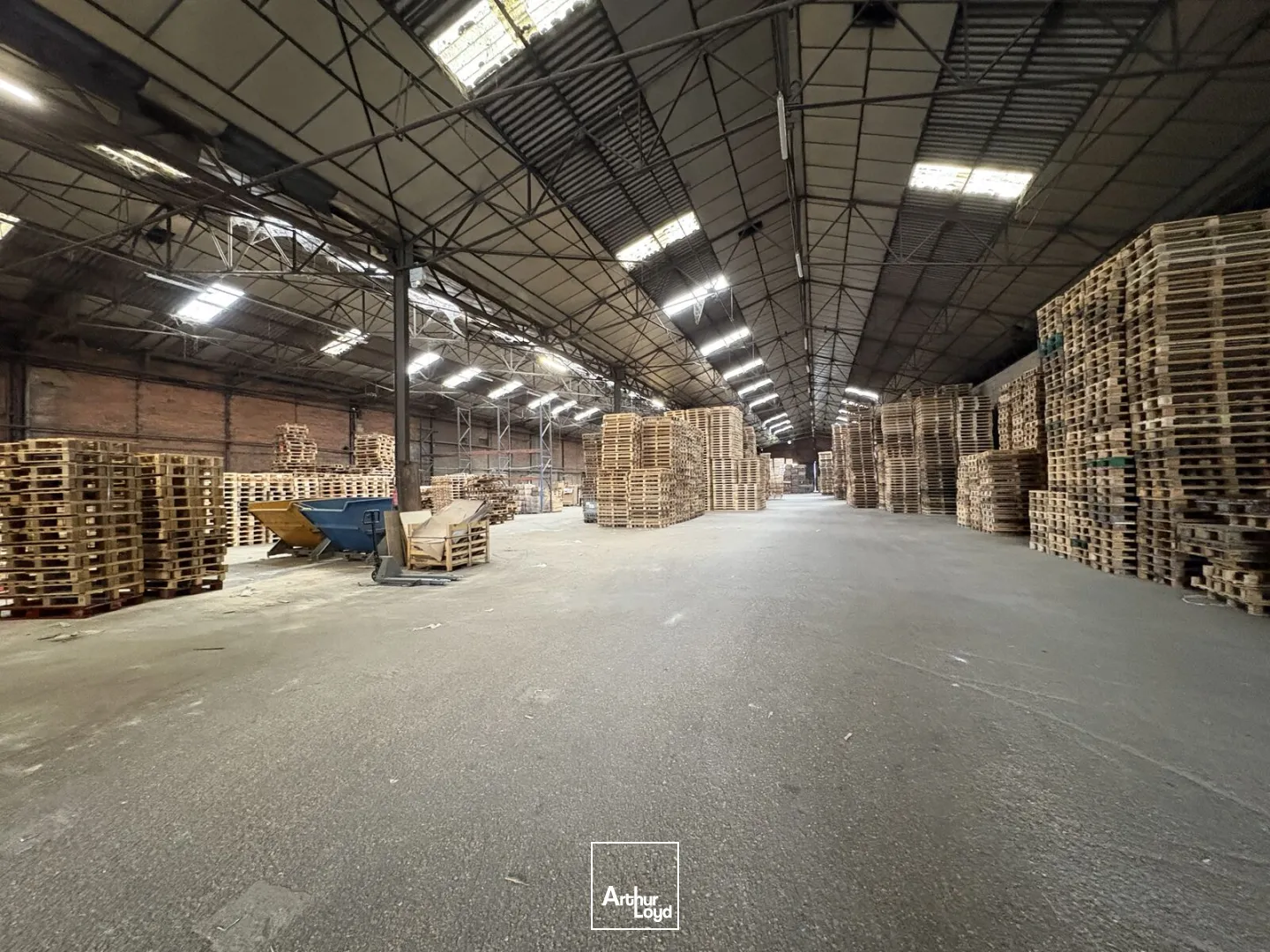 Locaux d'activité & Entrepôts - Location - SAINT JEAN DE LA RUELLE - 45140 - 3035-3035 - 7637901