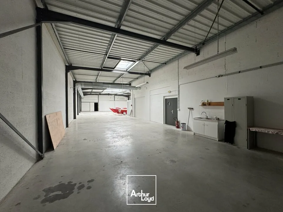 Locaux d'activité & Entrepôts - Location - TOURS - 37100 - 729-729 - 7638120