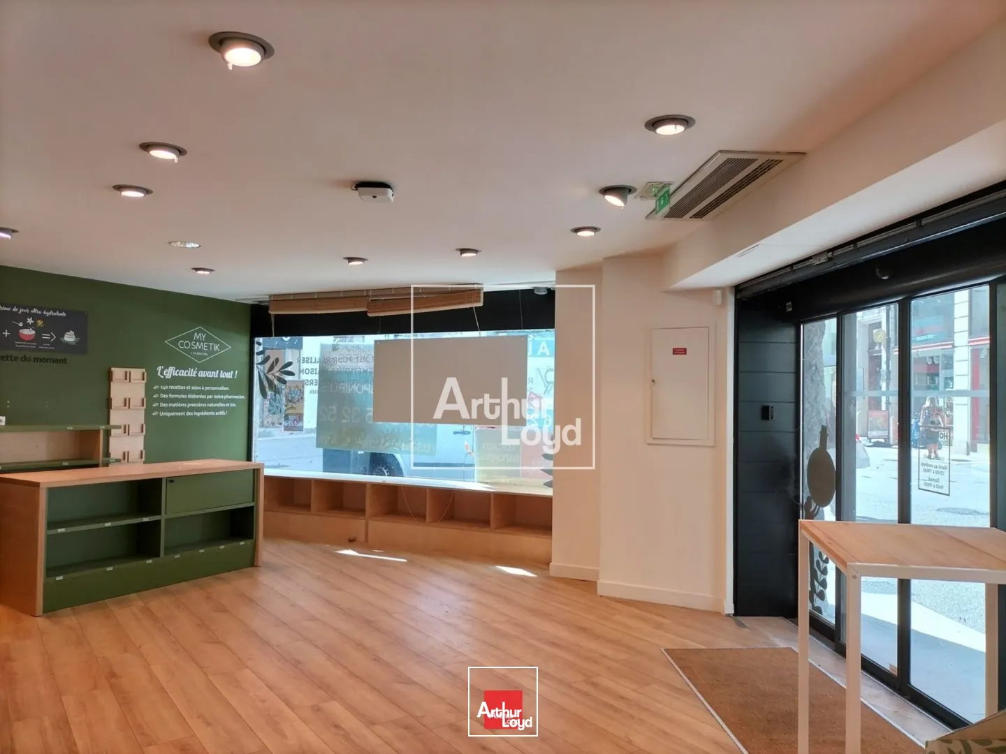 Locaux commerciaux - Location - GRENOBLE - 38000 - 183-183 - 7638223