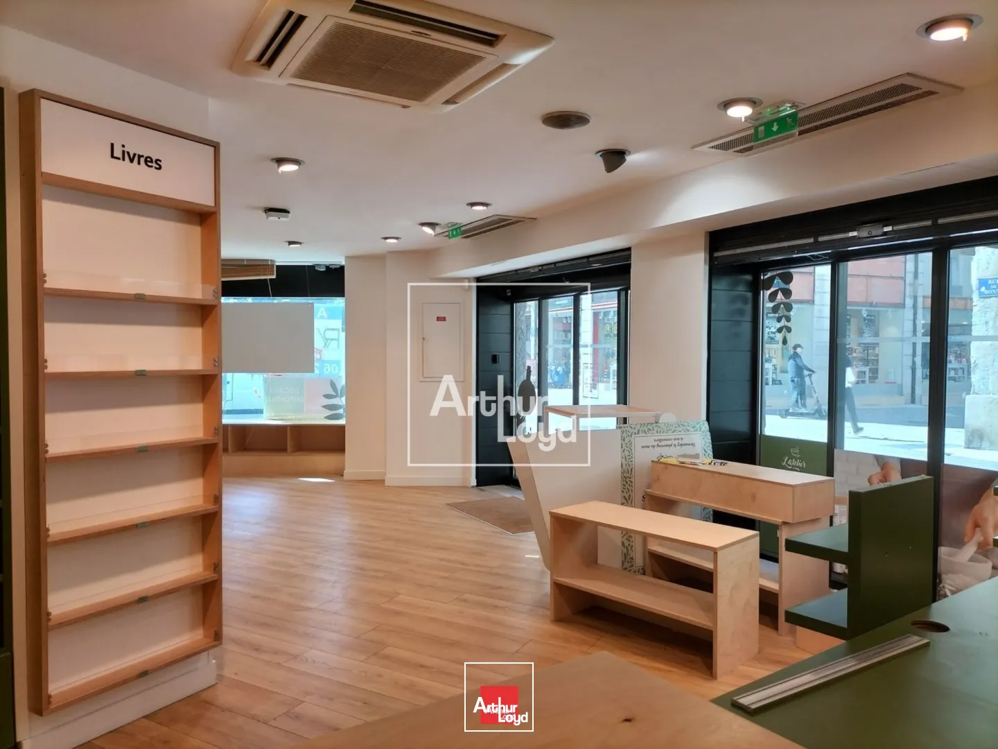 Locaux commerciaux - Location - GRENOBLE - 38000 - 183-183 - 7638230