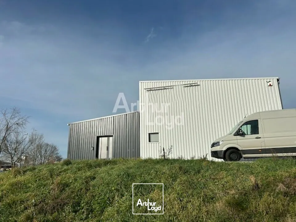 Locaux d'activité & Entrepôts - Vente - ABREST - 03200 - 225-225 - 7638331