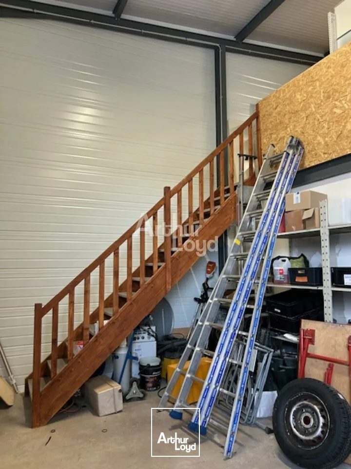 Locaux d'activité & Entrepôts - Vente - ABREST - 03200 - 225-225 - 7638335