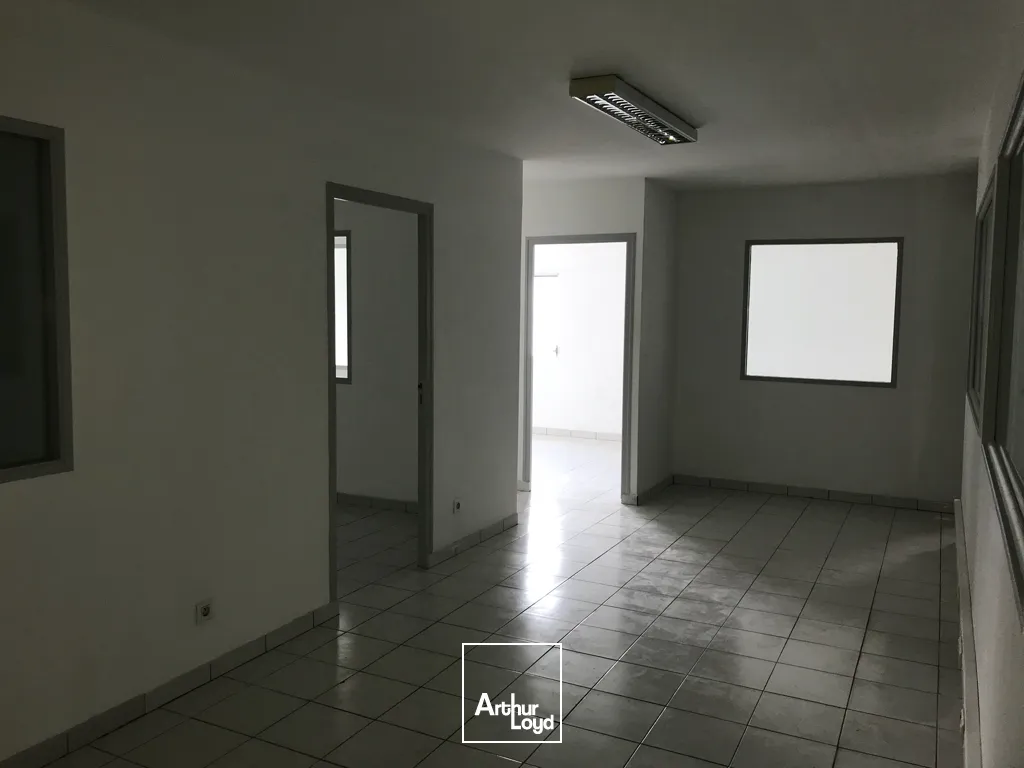 Bureaux - Location - Le Lamentin - 97232 - 135-135 - 7638704