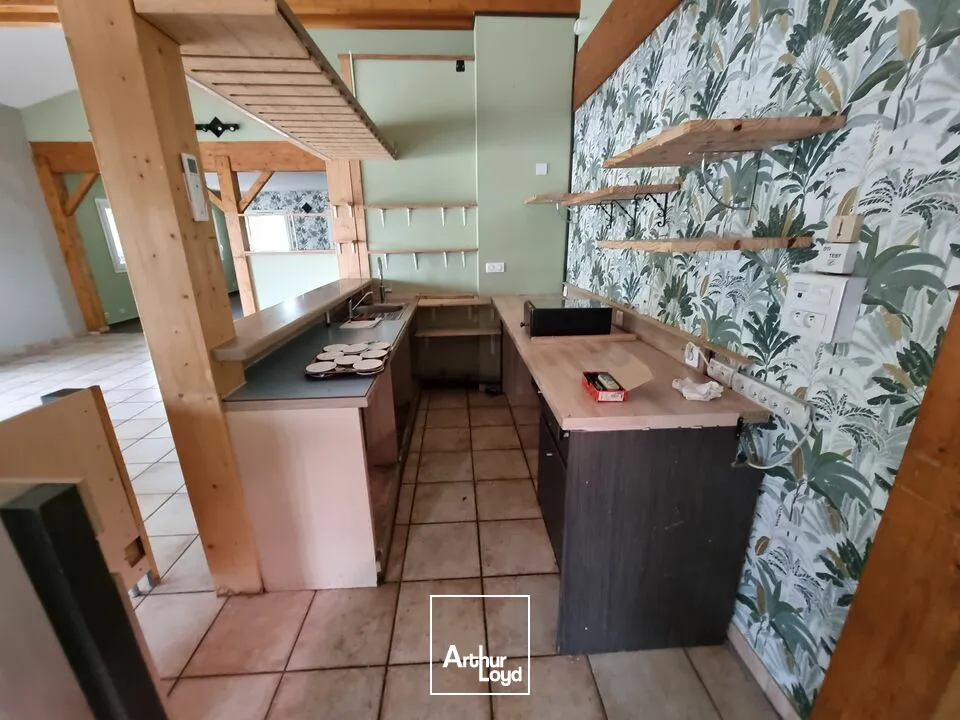 Locaux commerciaux - Vente - LA CRECHE - 79260 - 310-310 - 7639714