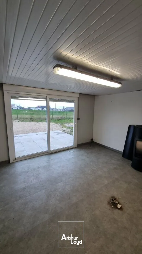 Locaux d'activité & Entrepôts - Vente - AVANTON - 86170 - 217-217 - 7639706