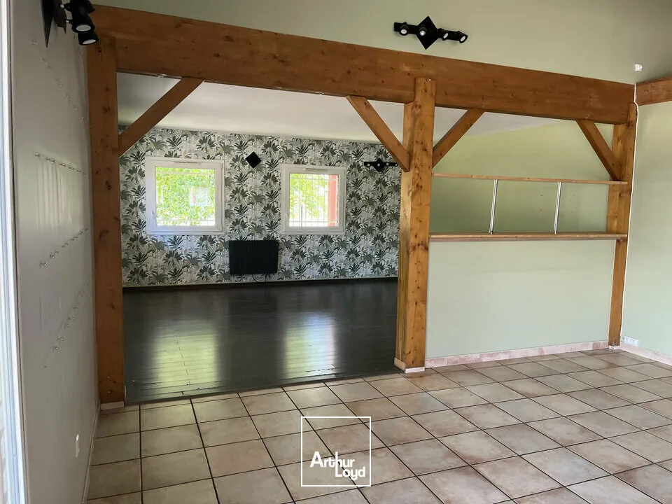 Locaux commerciaux - Vente - LA CRECHE - 79260 - 310-310 - 7639721