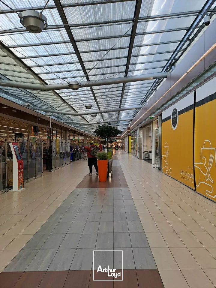 Locaux commerciaux - Location - CHATELLERAULT - 86100 - 125-125 - 7639727