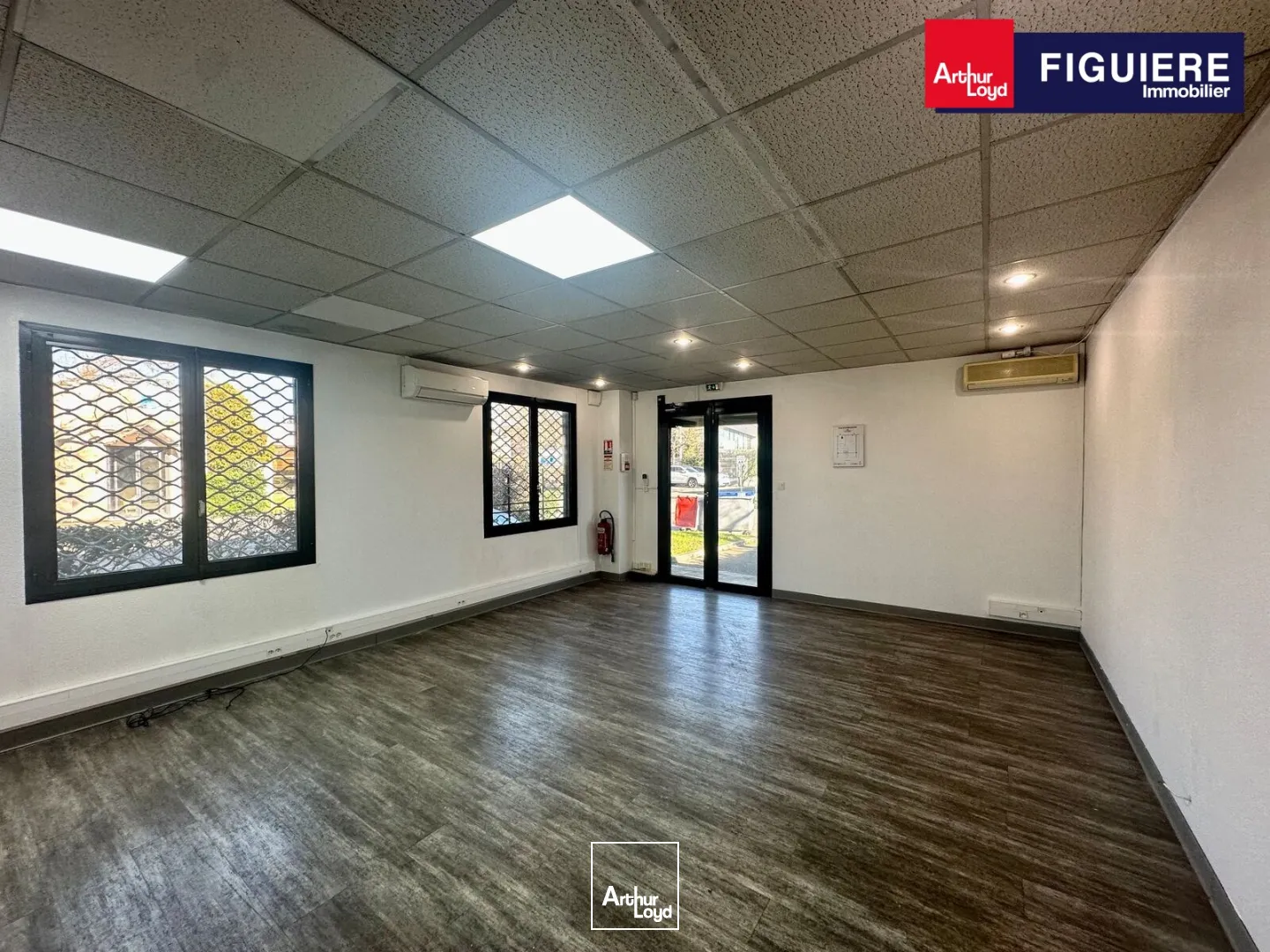 Locaux d'activité & Entrepôts - Location - VITROLLES - 13127 - 150-150 - 7639902