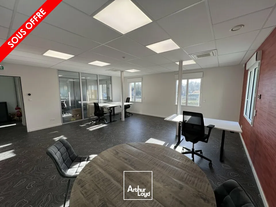 Bureaux - Location - RUELLE SUR TOUVRE - 16600 - 75-75 - 7639912