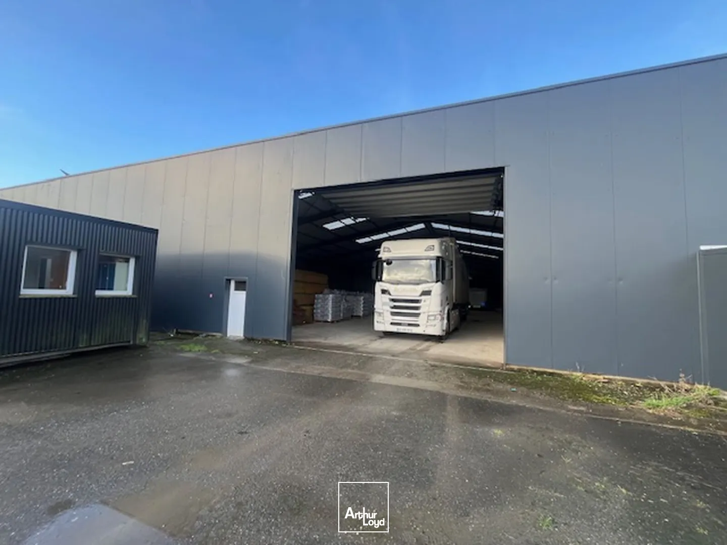 Locaux d'activité & Entrepôts - Location - LANDIVISIAU - 29400 - 845.7-2566.2 - 7639970