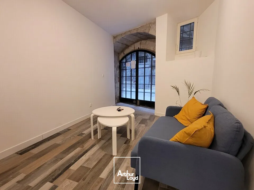 Locaux commerciaux - Location - CHAMBÉRY - 73000 - 53-53 - 7640024