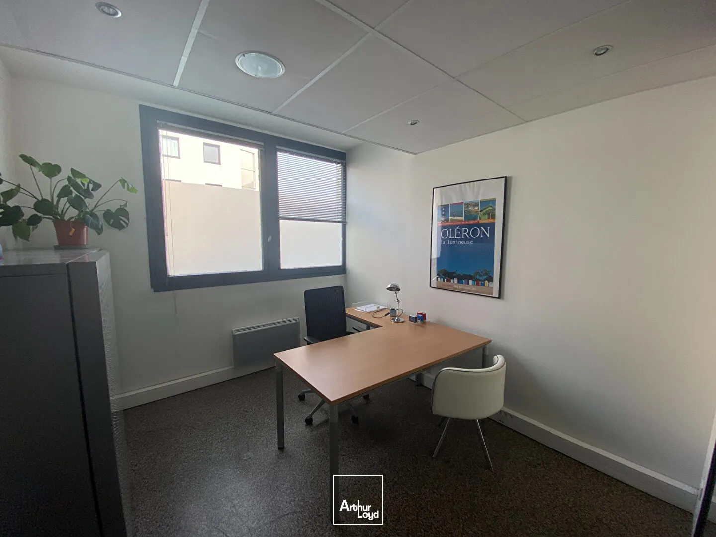 Bureaux - Location - LA ROCHELLE - 17000 - 124-124 - 7640446