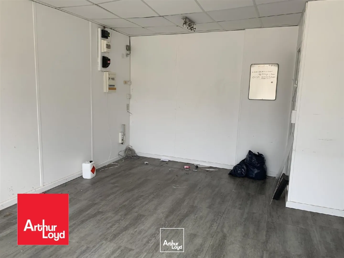 Locaux commerciaux - Location - CHARTRES - 28000 - 25-25 - 7640460