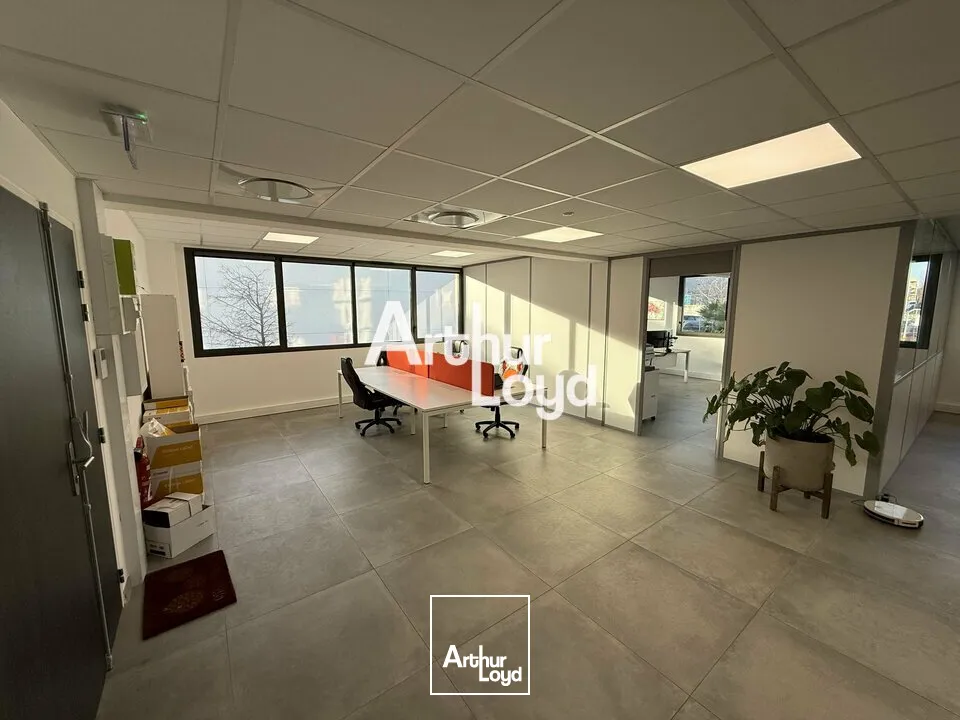 Bureaux - Location - FRÉJUS - 83600 - 94-94 - 7640512