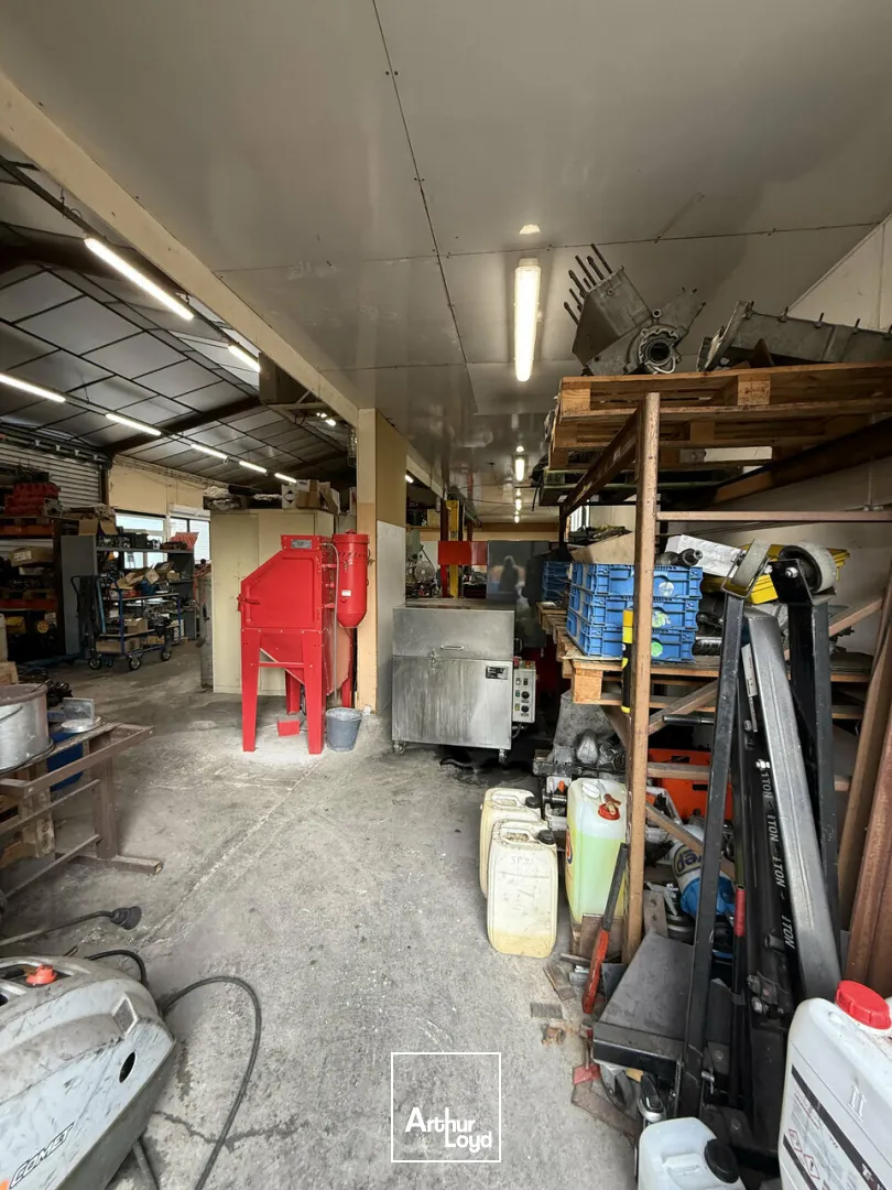 Locaux d'activité & Entrepôts - Location - MALEMORT - 19360 - 215-215 - 7640581