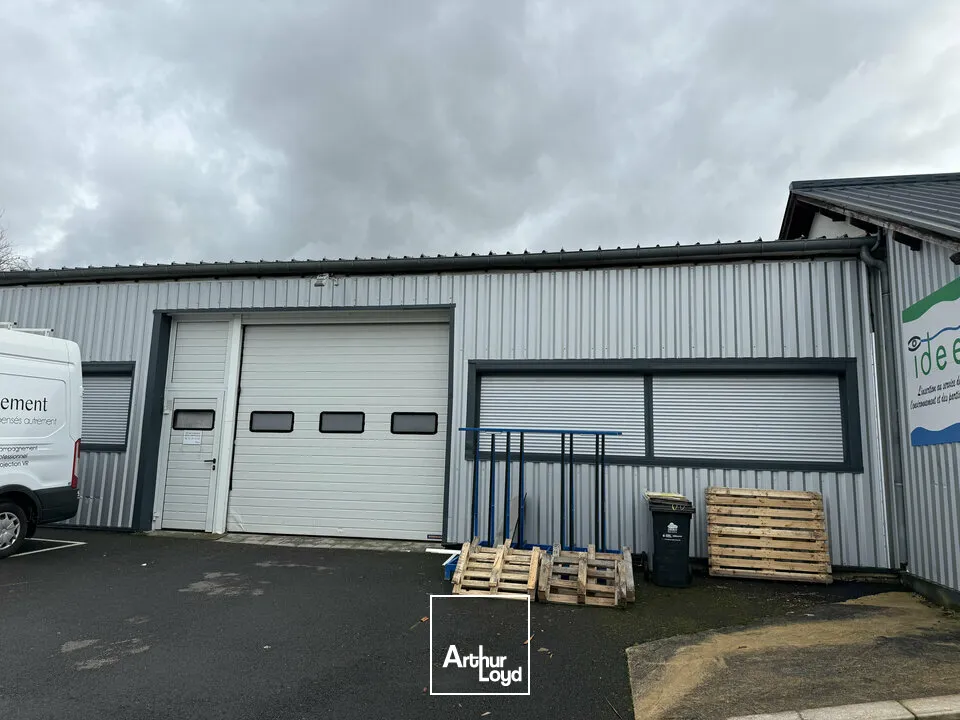 Locaux d'activité & Entrepôts - Location - MALEMORT - 19360 - 215-215 - 7640584