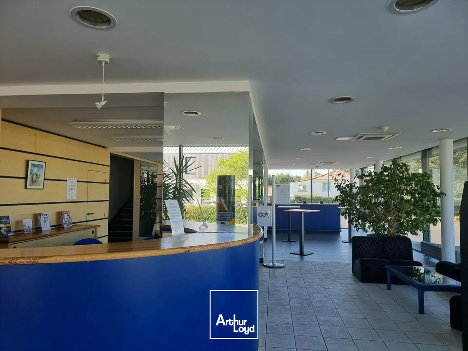Bureaux - Vente - MOUILLERON-LE-CAPTIF - 85000 - 960-960 - 7640643