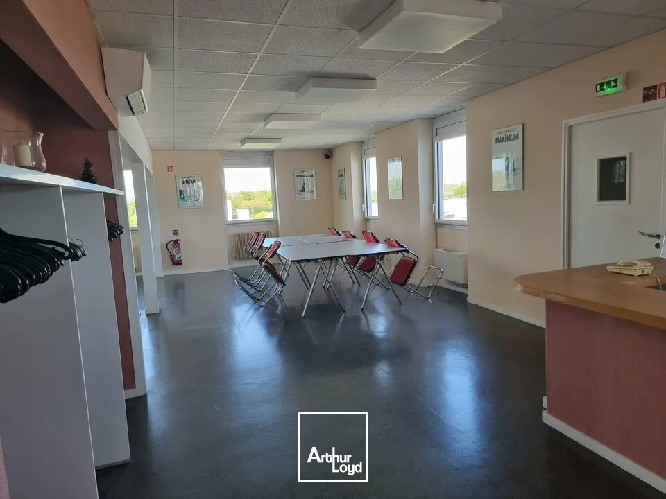 Bureaux - Vente - MOUILLERON-LE-CAPTIF - 85000 - 960-960 - 7640649