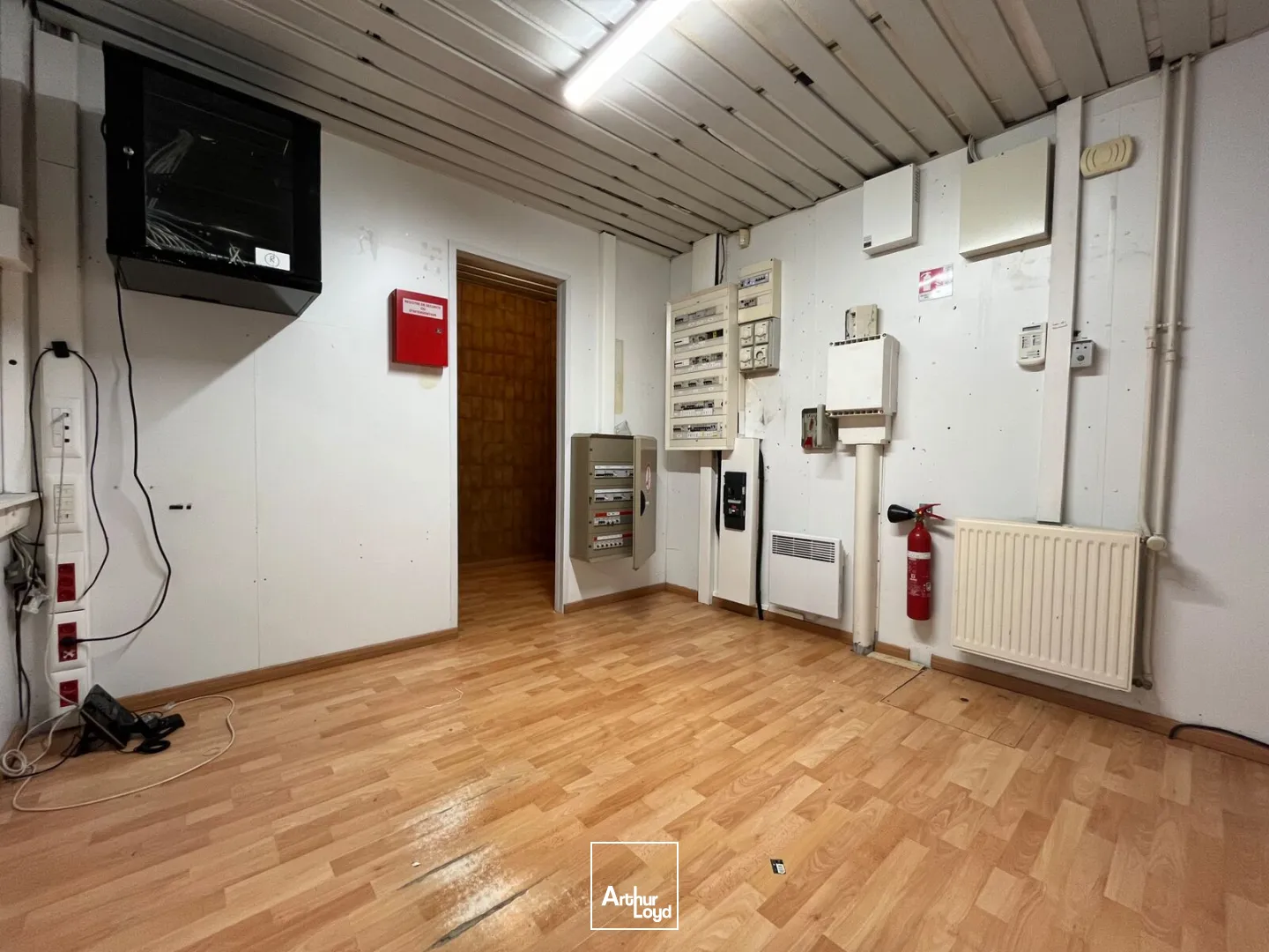 Locaux commerciaux - Location - GUISE - 02120 - 487-487 - 7640709