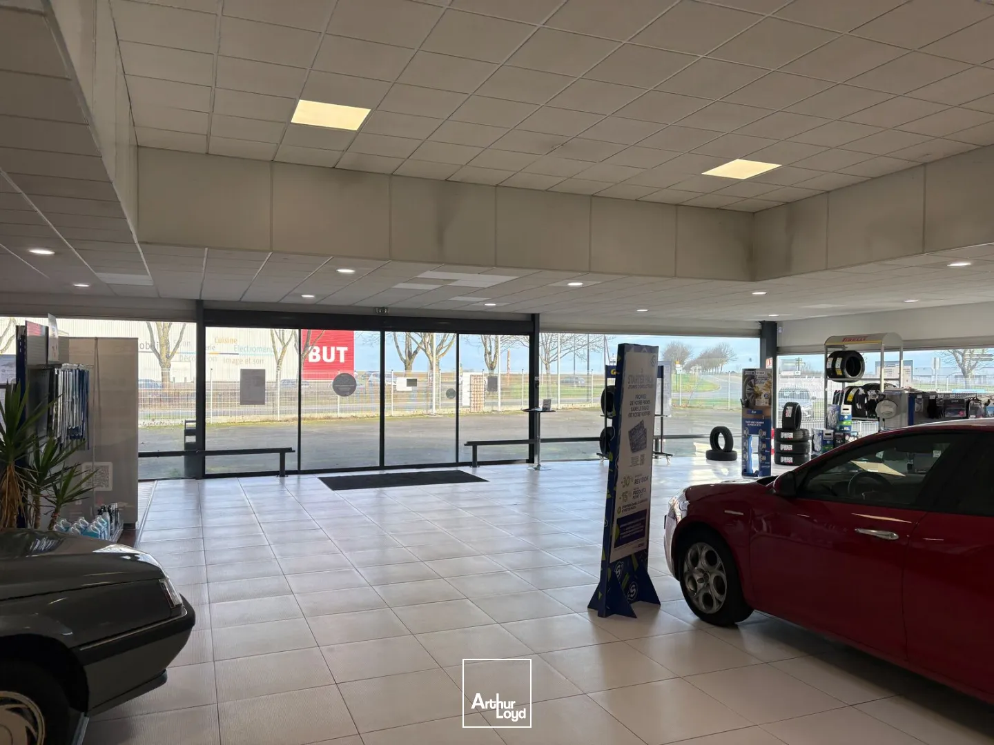 Locaux commerciaux - Location - PITHIVIERS - 45300 - 331-331 - 7640903