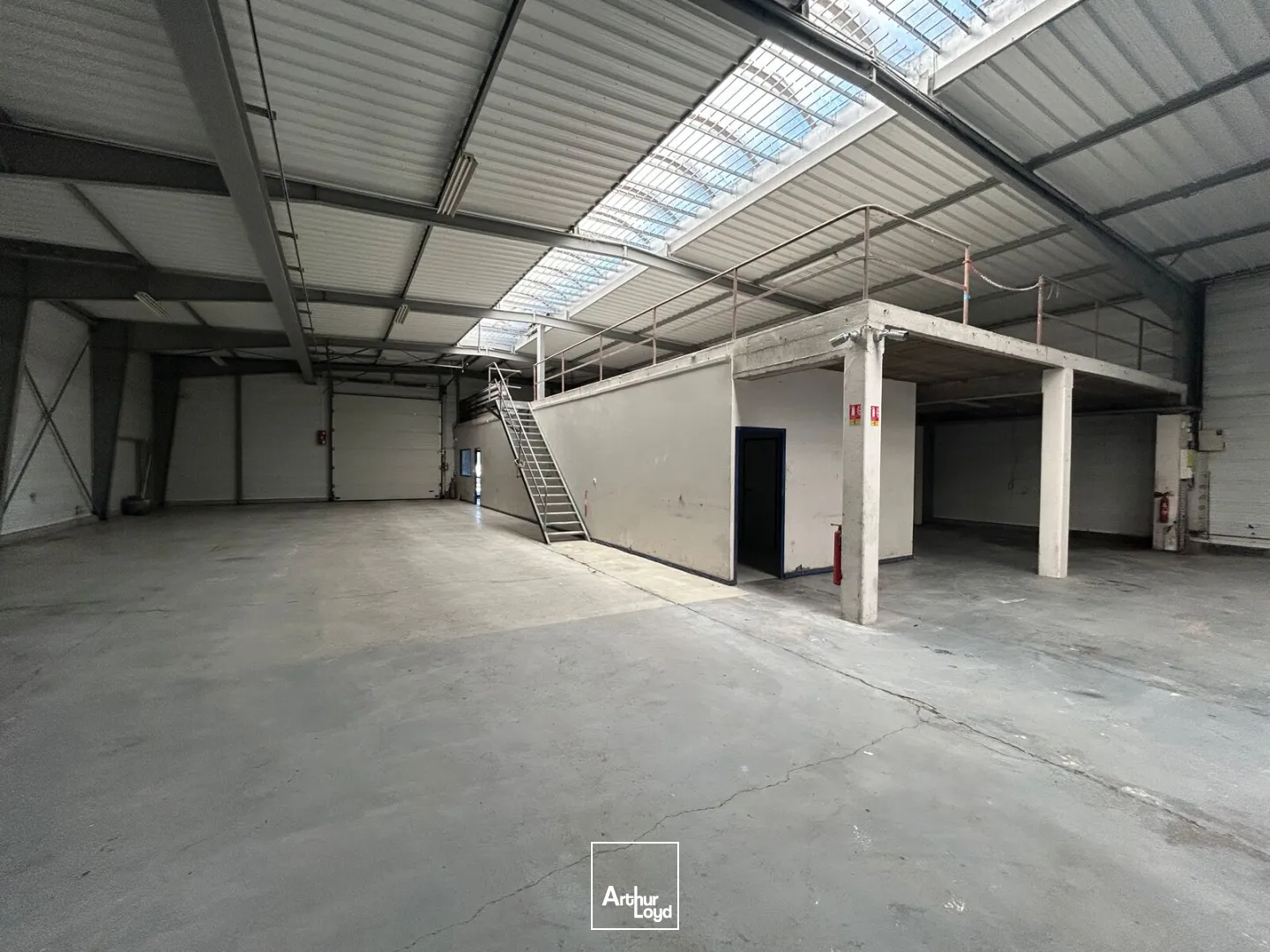 Locaux d'activité & Entrepôts - Location - SAINT HERBLAIN - 44800 - 822-822 - 7640986