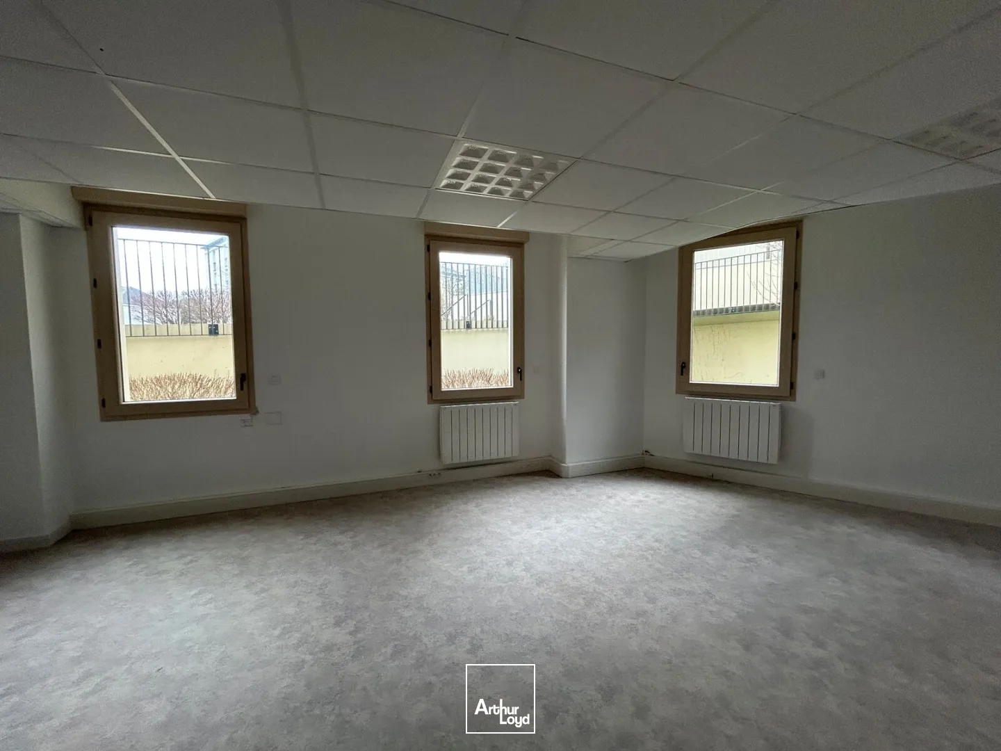 Bureaux - Location - SAINT NAZAIRE - 44600 - 325.51-325.51 - 7640988