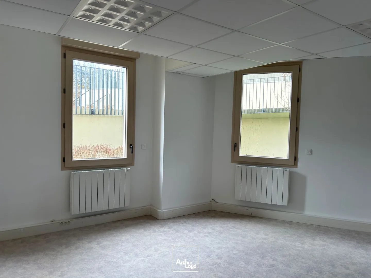 Bureaux - Location - SAINT NAZAIRE - 44600 - 325.51-325.51 - 7640994