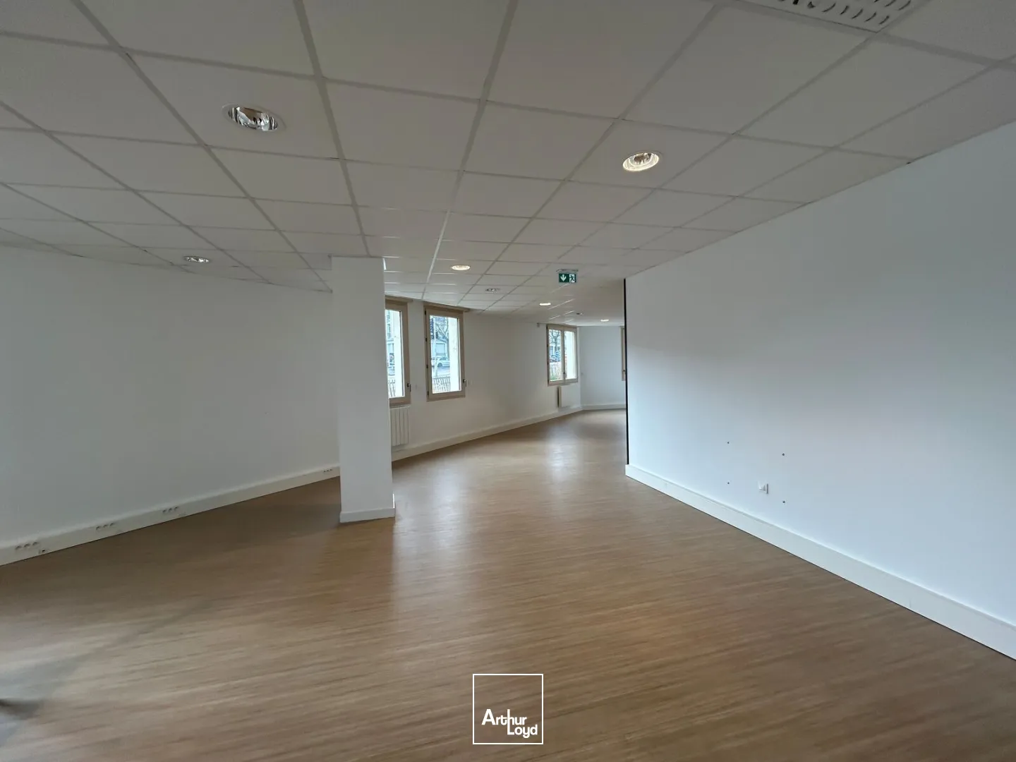Bureaux - Location - SAINT NAZAIRE - 44600 - 325.51-325.51 - 7640987