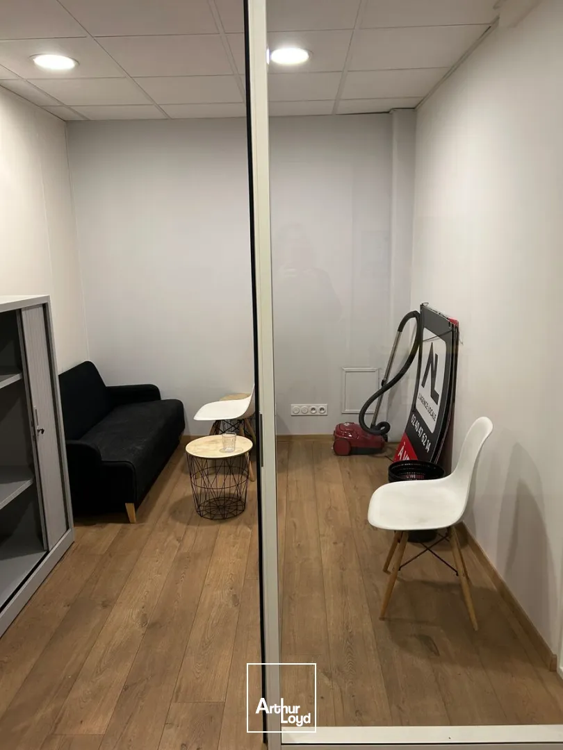 Locaux commerciaux - Location - NANTES - 44000 - 110-110 - 7641023