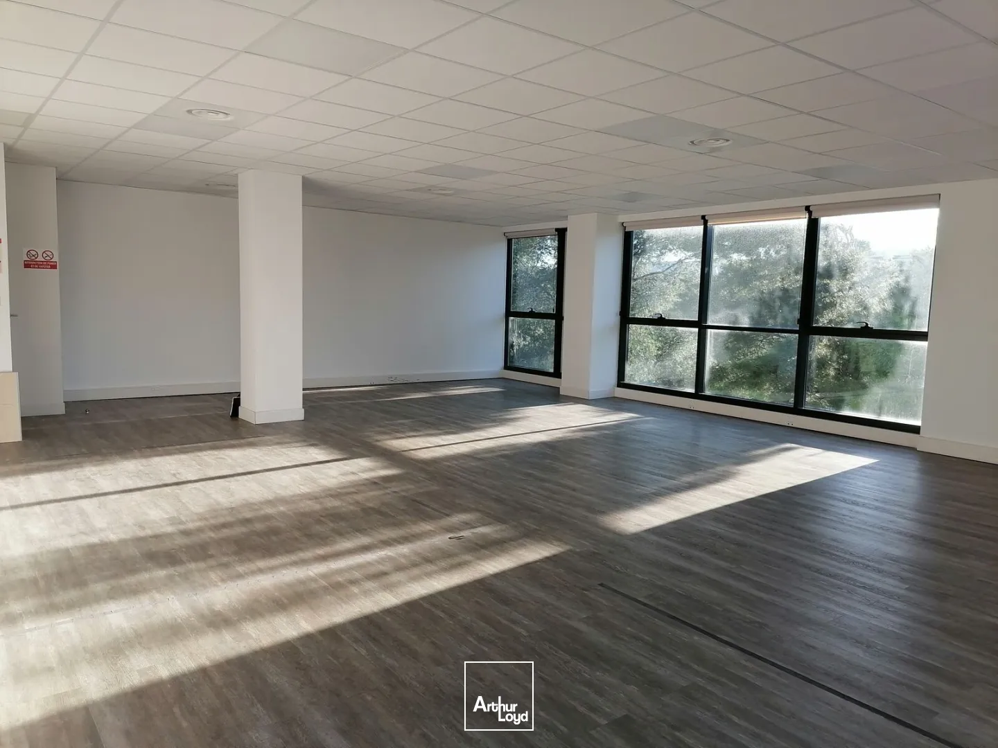 Bureaux - Location - LA CIOTAT - 13600 - 96-192 - 7641236