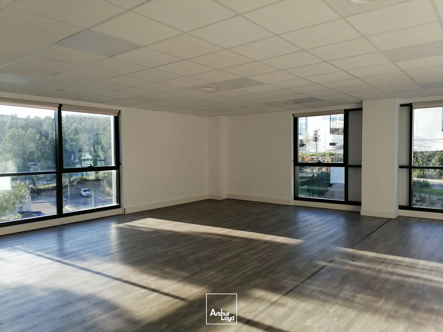 Bureaux - Location - LA CIOTAT - 13600 - 96-192 - 7641237