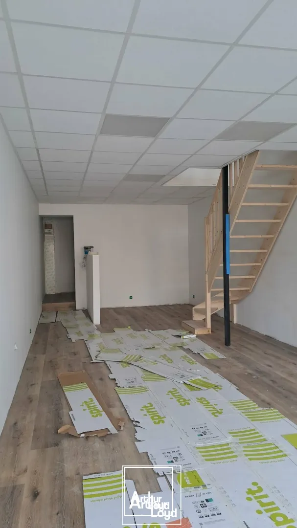 Locaux commerciaux - Location - BRIVE-LA-GAILLARDE - 19100 - 80-80 - 7641553