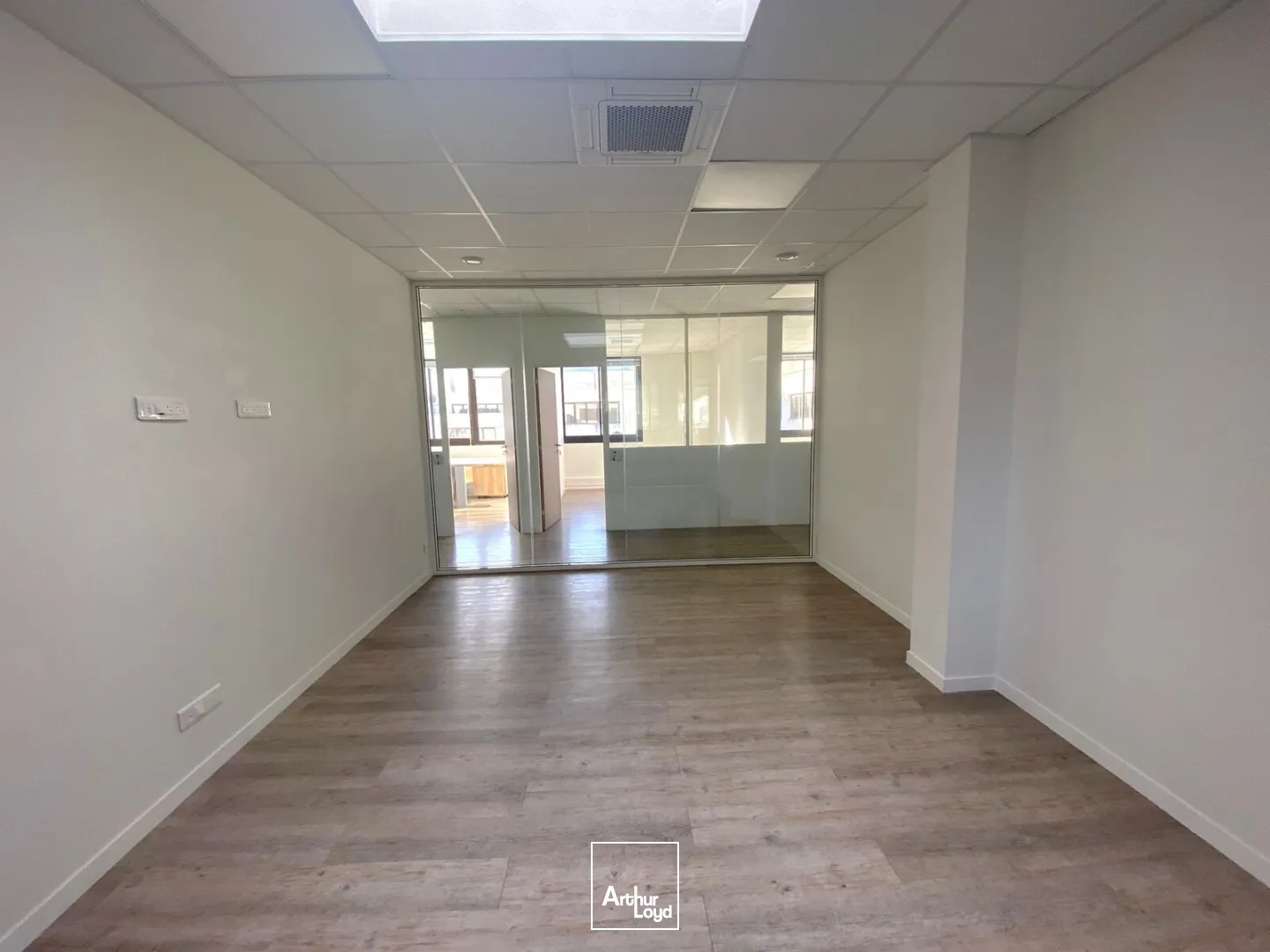 Bureaux - Location - GEMENOS - 13420 - 90-2977 - 7643287